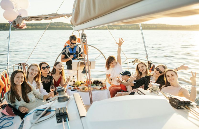 balade en voilier barcelone entre filles